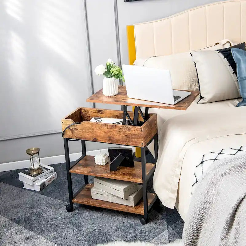Table d'appoint relevable avec station de charge, étagères de rangement et roulettes | 54,6 x 30,5 x 66 cm