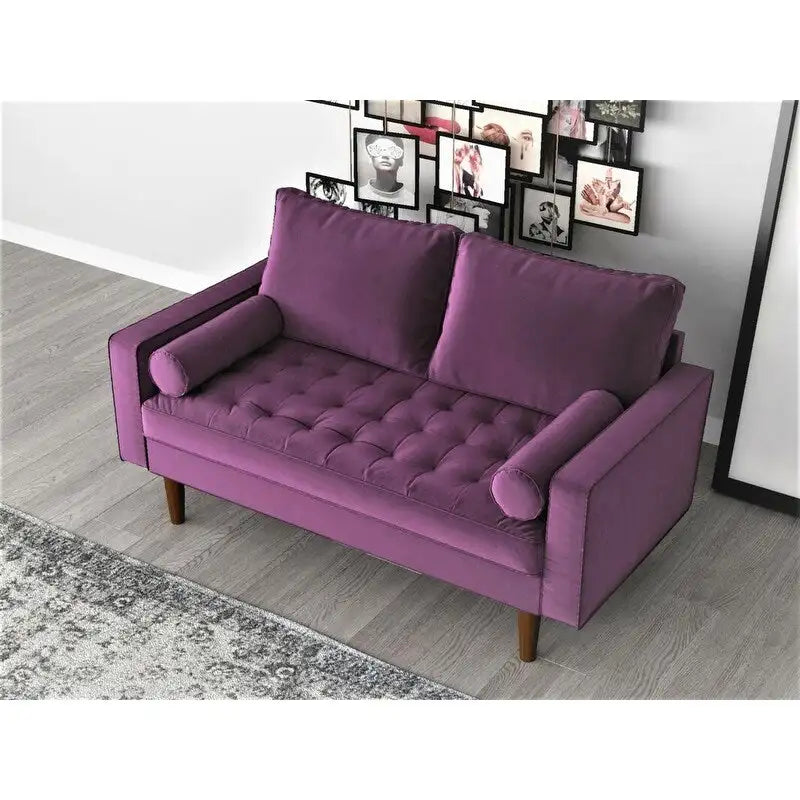 Causeuse capitonnée en velours de style Mid-Century avec pieds en bois et traversins