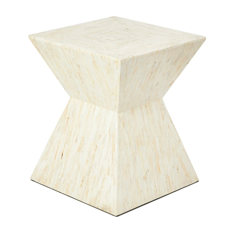 Table de chevet de style transitoire avec tiroir unique et quincaillerie en bronze huilé