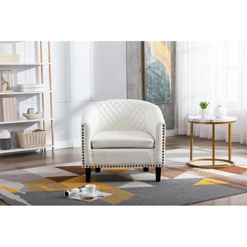 Fauteuil d'appoint tonneau en cuir PU avec clous décoratifs et pieds en bois massif | Salon